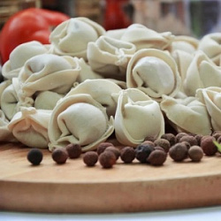 Пельмени мясные 1кг